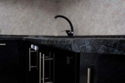 Кухня Белый глянец - черный металлик  фото