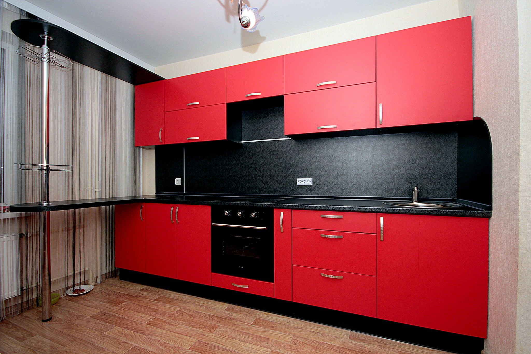 Кухня Красный восход фото
